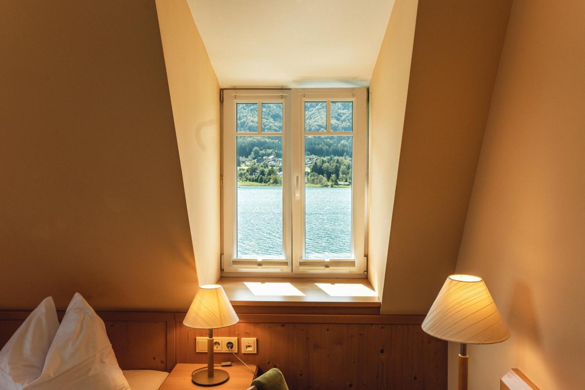 Double Room Lake View